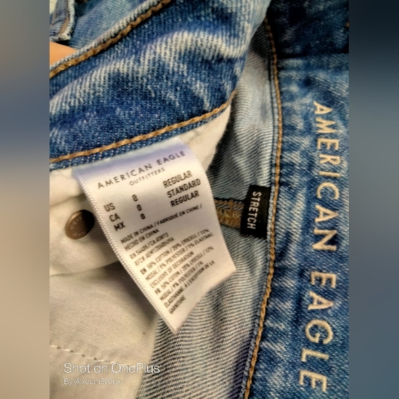 American Eagle Distressed Jeans - Picture 7 of 9